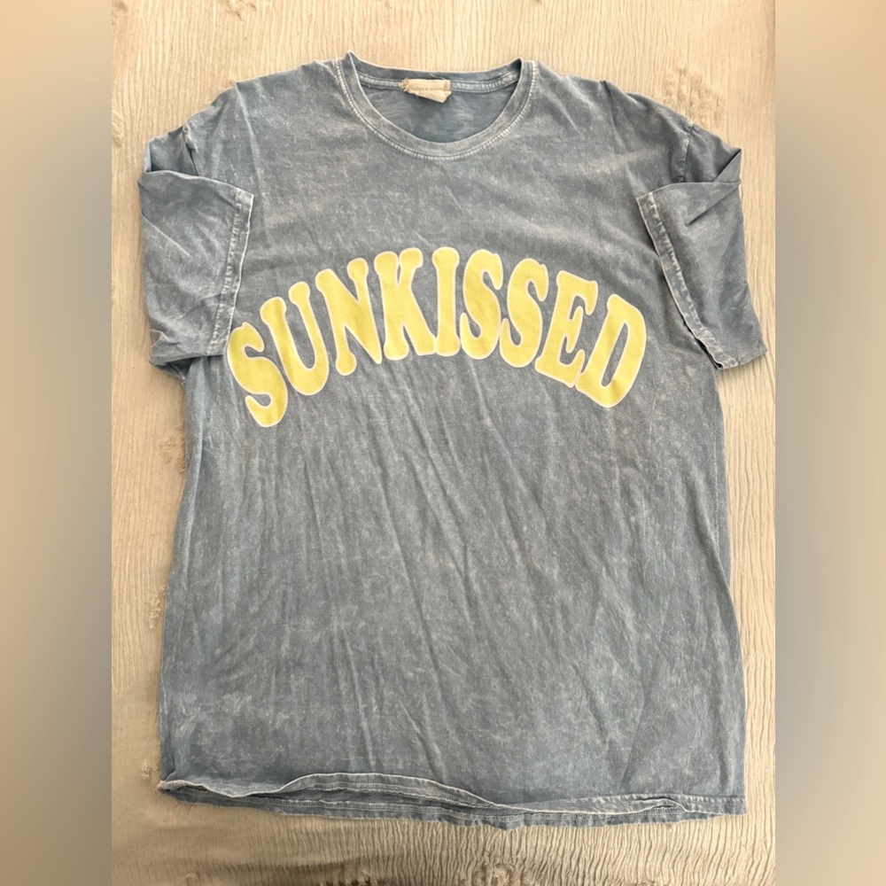 Sunkissed Altar’d State Graphic Tee